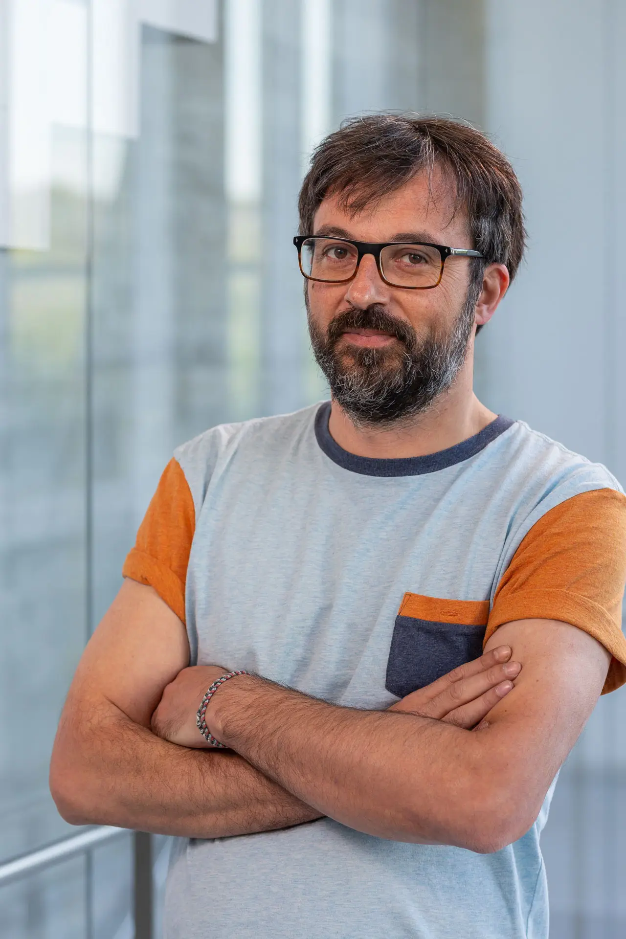 marcos standard-width-456px-gigapixel